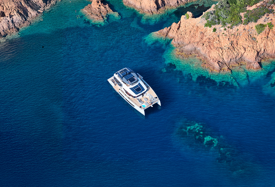 Yacht service crew at work